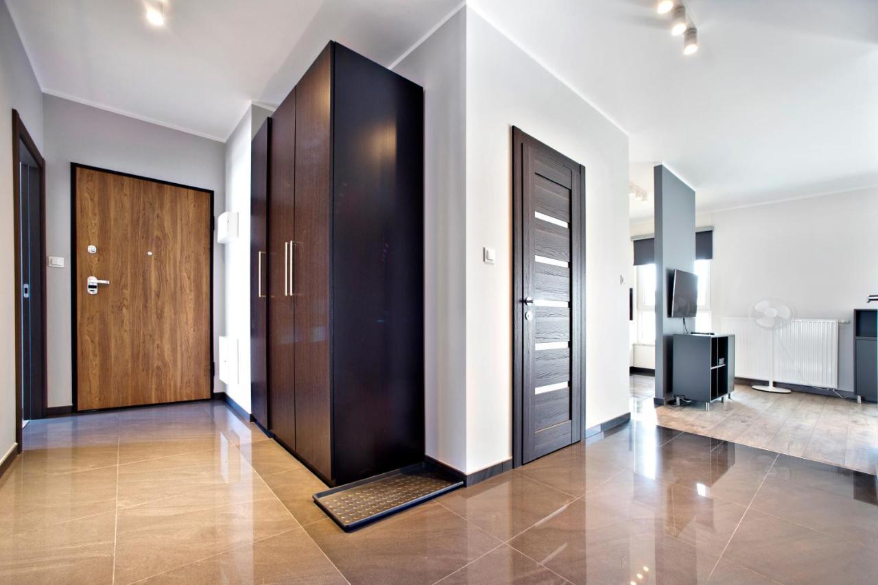 P&O Serviced Apartments Nowy Ursus Варшава Екстериор снимка