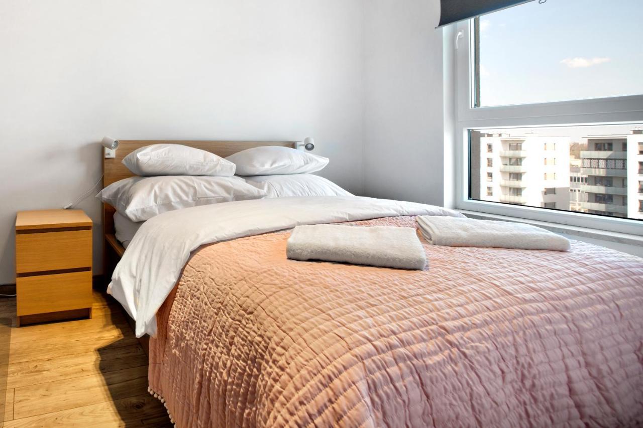 P&O Serviced Apartments Nowy Ursus Варшава Екстериор снимка